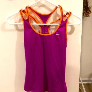 Nike workout top XS